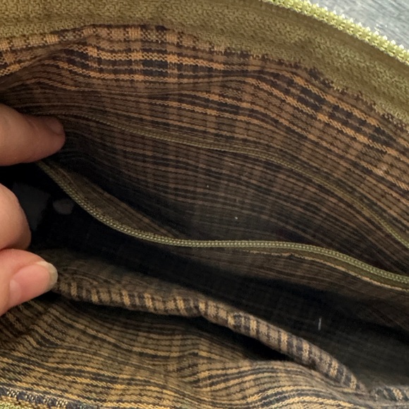 Bella Taylor Quilted Patchwork Tote Bag - Red, Green, Tan - Picture 6 of 6